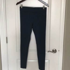 Willow & Clay leggings Size S Made In USA